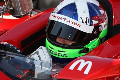 Dario Franchitti conquista una pole cruciale
