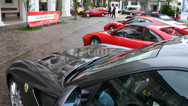 Le Ferrari tornano sul Circuito del Garda