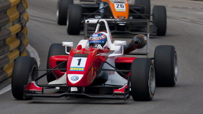 Mortara domina la Qualifying Race a Macao