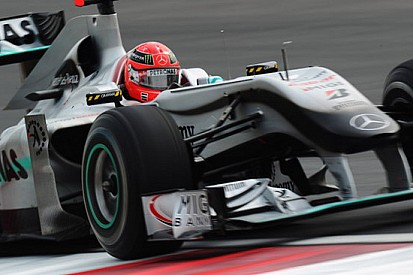 Mansell punta su Schumi e la Mercedes per il 2011