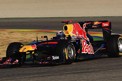 Valencia, Day 2: Vettel detta il passo in mattinata