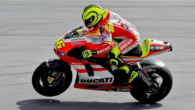 Febbre passata, Valentino torna in pista a Sepang