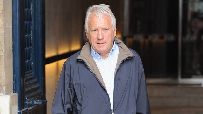 Charlie Whiting difende l'ala mobile