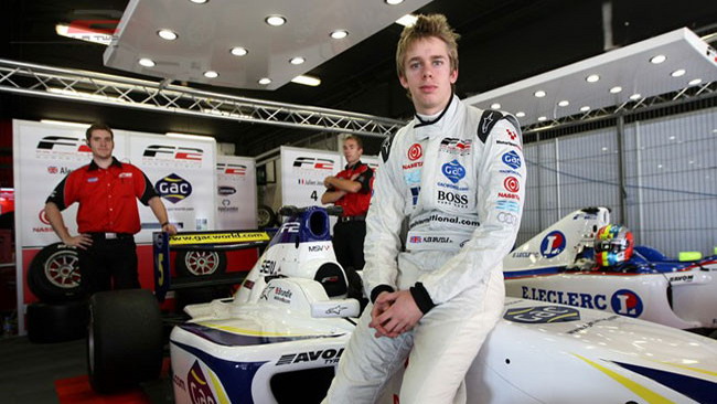 Nei test di Silverstone svetta Alex Brundle
