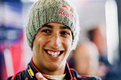 Ricciardo salta la gara di apertura ad Alcaniz