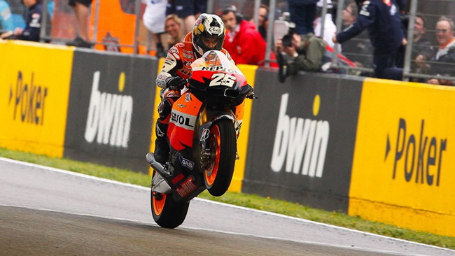 Intervento riuscito per Dani Pedrosa