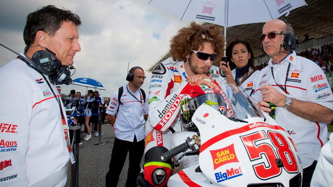 Gresini vuole tenere Simoncelli anche nel 2012