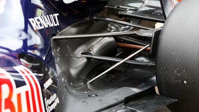 La Red Bull di Vettel ha un altro buco nel diffusore!