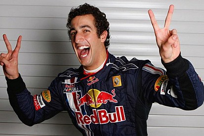 Ricciardo sostituisce Karthikeyan alla HRT?