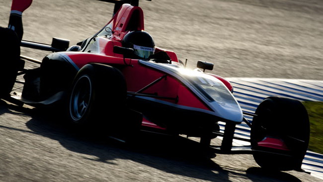 Jerez, Day 1: Ellinas stupisce, bene anche Fumanelli