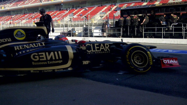 Barcellona, Day 1: Grosjean ripropone la Lotus