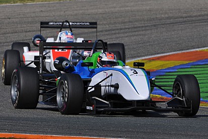 Niederhauser piega Sirotkin in gara 3 a Valencia