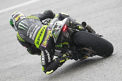Le Mans, Warm Up: Crutchlow vola sul bagnato