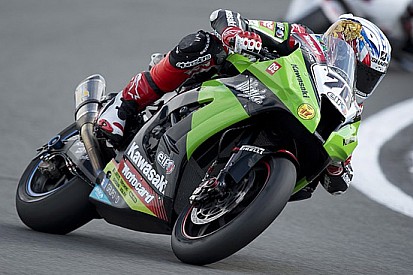 La Kawasaki conferma Loris Baz fino a fine stagione