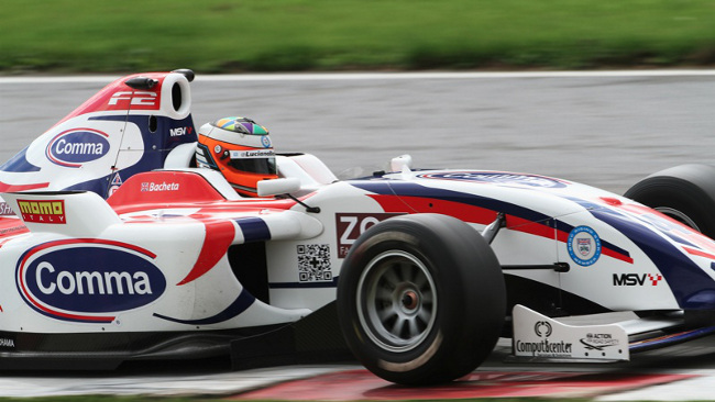 Brands Hatch, Qualifica 1: Bacheta fa sua la Q1