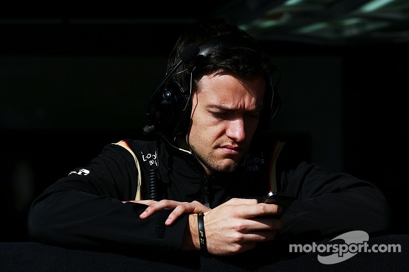 Jolyon Palmer supera o tempo de Wehrlein e termina teste na frente