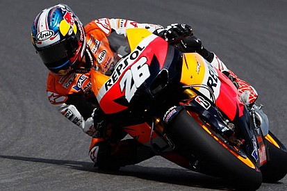 Valencia, Libere 3: la pista si asciuga e Pedrosa vola