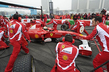 Motor Show: oggi arrivano la Ferrari e la madrina