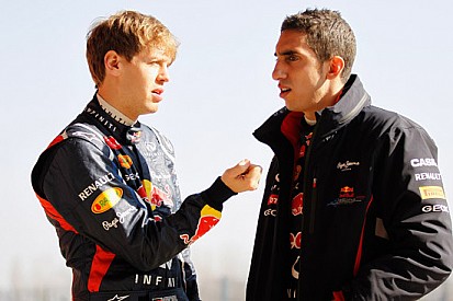 Buemi farà la riserva per la Red Bull anche nel 2013