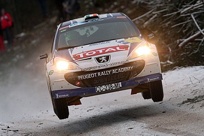 Lettonia, PS12: problemi elettrici per Breen