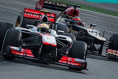 McLaren: Perez a punti, Button si ferma ai box