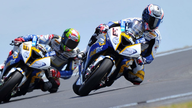Aragon, Libere 1: doppietta BMW, super Melandri!