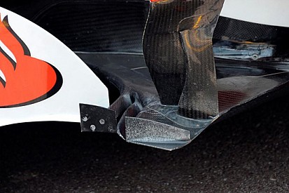 La Ferrari F138 con i mini vorticatori di flusso