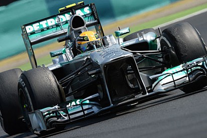 Hamilton centra la terza pole di seguito in Ungheria