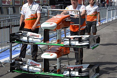 Force India con due configurazioni di muso