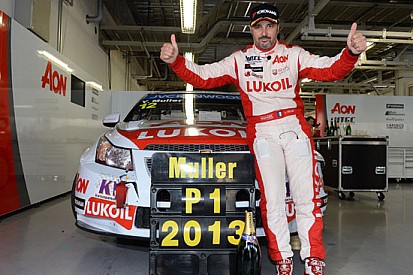 Suzuka, Gara 1: Trionfo di Michelisz, Muller Campione!