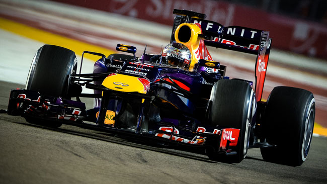 Sebastian Vettel senza avversari anche a Singapore