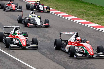 Luca Ghiotto chiude in bellezza vincendo gara 2