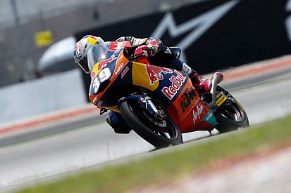 Sepang, Libere 3: Salom segna il record della pista