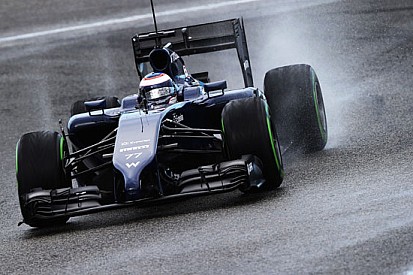 Bottas fermato da una strana sensazione al posteriore