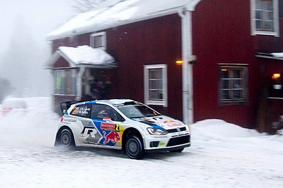Svezia, PS13: Latvala controlla, Kubica ha ripreso
