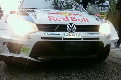 Svezia, PS14: Latvala rovina lo spoiler ma va