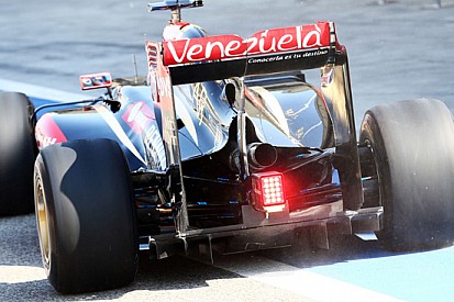 Ecco l'interessante retrotreno della Lotus E22