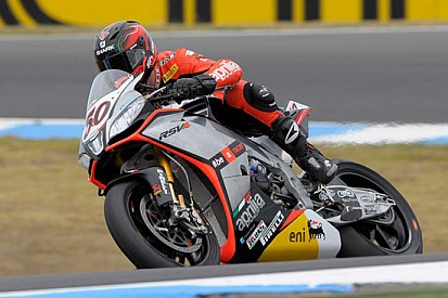 Phillip Island, Superpole: la prima firma è di Guintoli