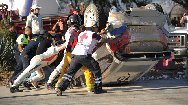 Messico, PS11: Ogier leader, Kubica capotta!