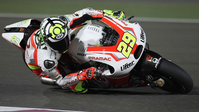 Iannone soddisfatto, Hernandez senza fratture