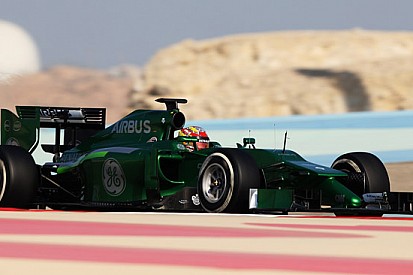 Robin Frijns in pista nelle libere con la Caterham