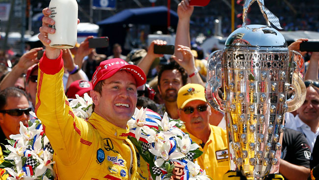Hunter-Reay batte Castroneves e la Indy 500 è sua!