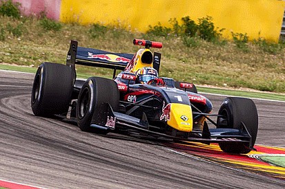 A Spa è sempre Sainz jr: pole in Gara 2