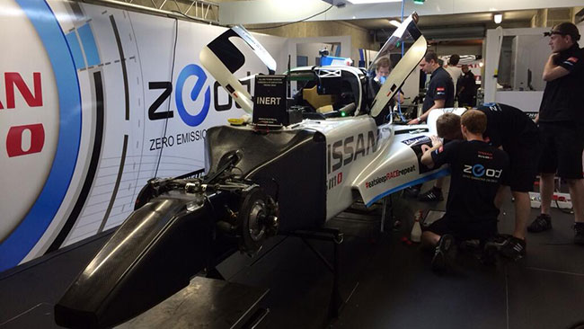 Nissan ZEOD RC: Le Mans dura 24... minuti