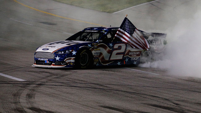 Brad Keselowski domina al Kentucky Speedway