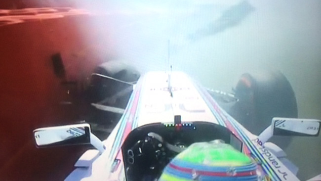 Silverstone, Libere 1: Rosberg svetta e Massa sbatte!