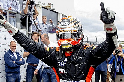 Verstappen vince anche a Zandvoort!