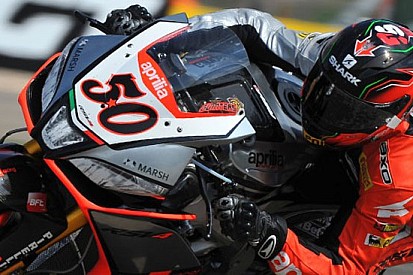 Laguna Seca, Libere 1: subito sfida Guintoli-Sykes
