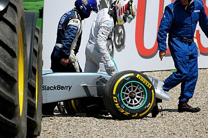 Verifiche Brembo sul disco rotto di Hamilton