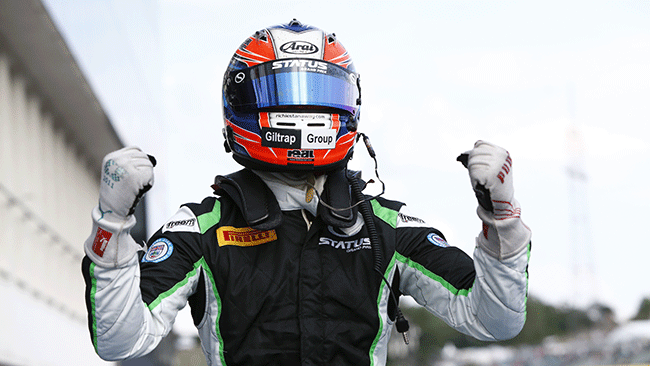 Stanaway converte la pole in vittoria
